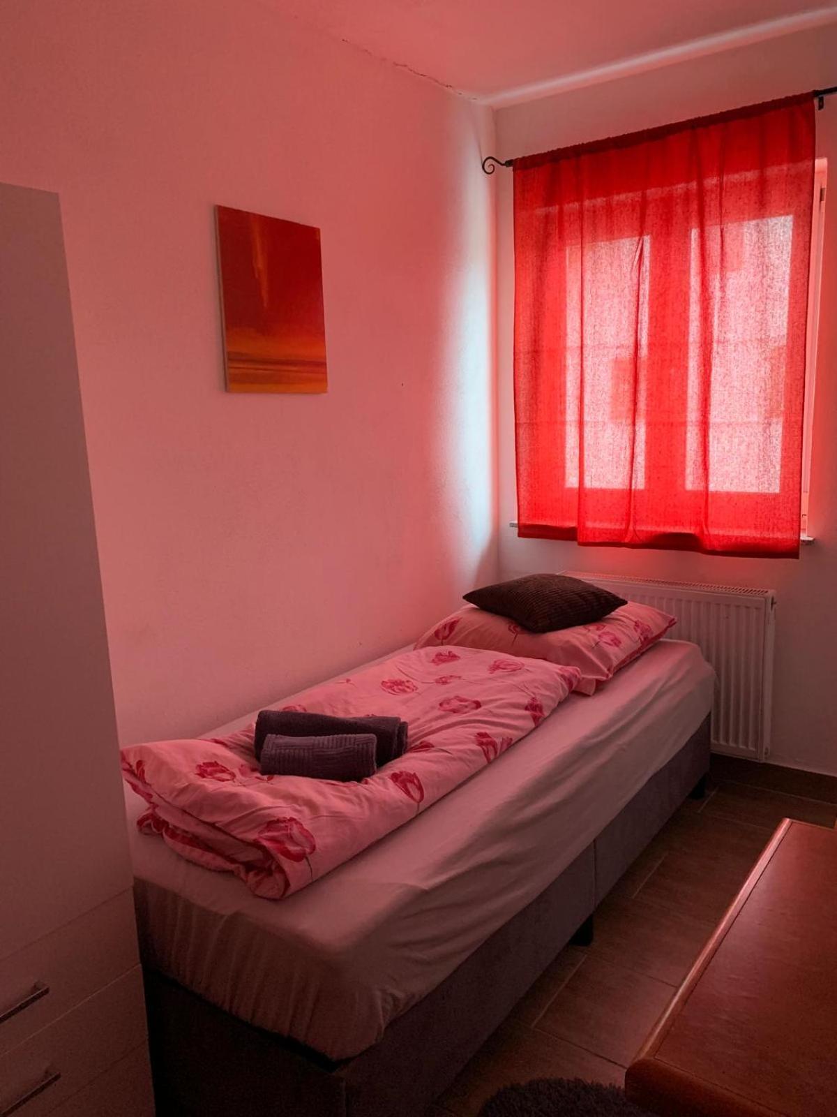 Zv-Scholtz Gaestehaus Eisenfelden Winhoring ภายนอก รูปภาพ