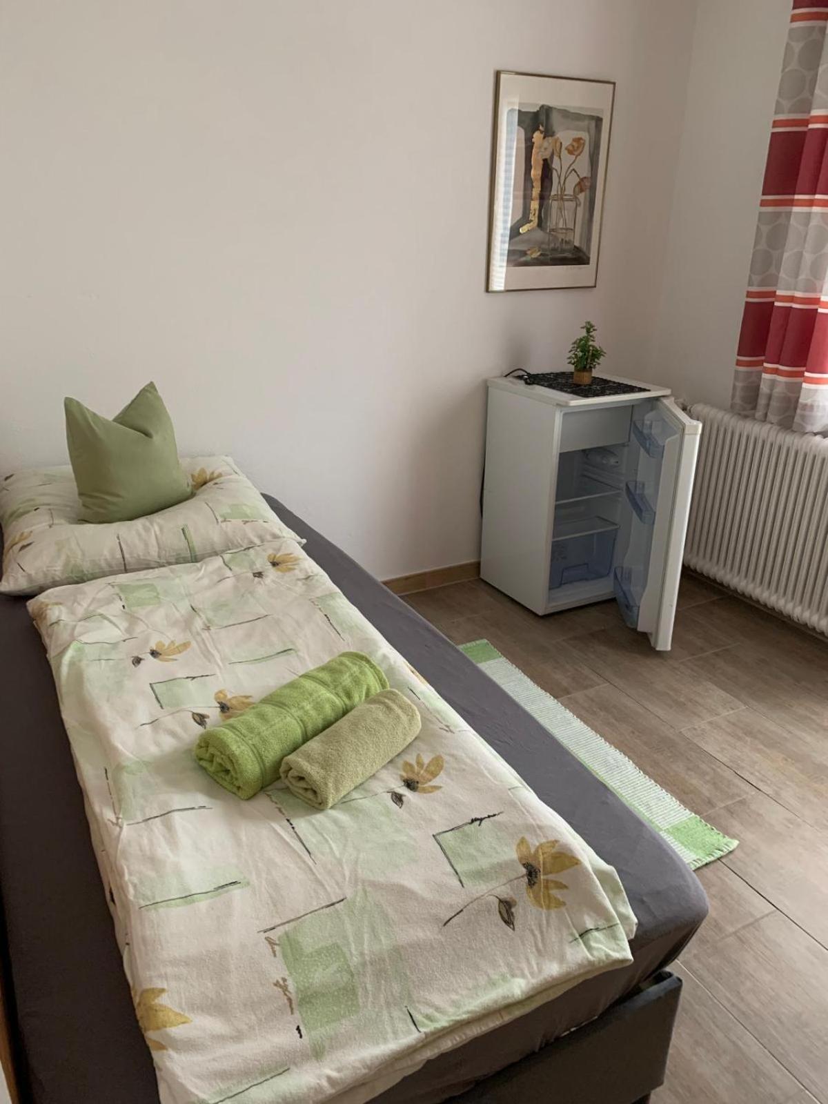 Zv-Scholtz Gaestehaus Eisenfelden Winhoring ภายนอก รูปภาพ